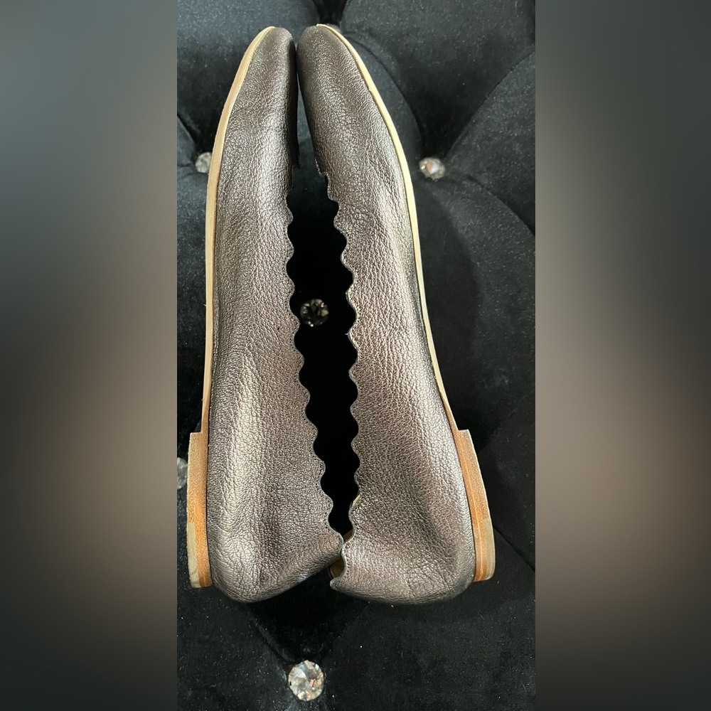 Chloe Shimmering Silver Scalloped Flats - Picture 12 of 14